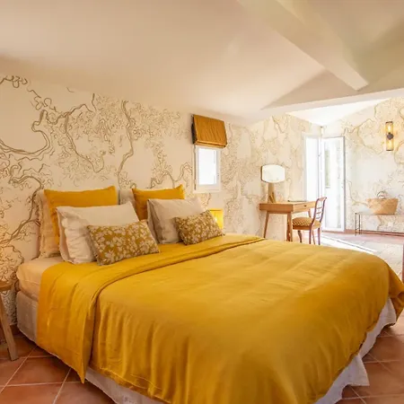 Mimosa, Climatisee Avec Piscine Et Vue Pour 10 Personnes A La Londe-les-Maures